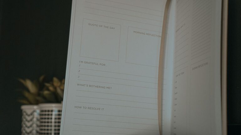 A Beginner’s Guide to Journaling Every Day